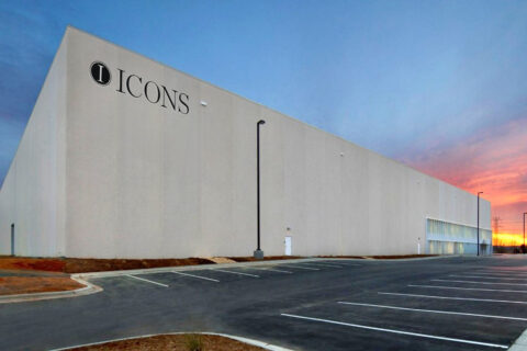 ICONSAmerica-Building-Signage-ICONS