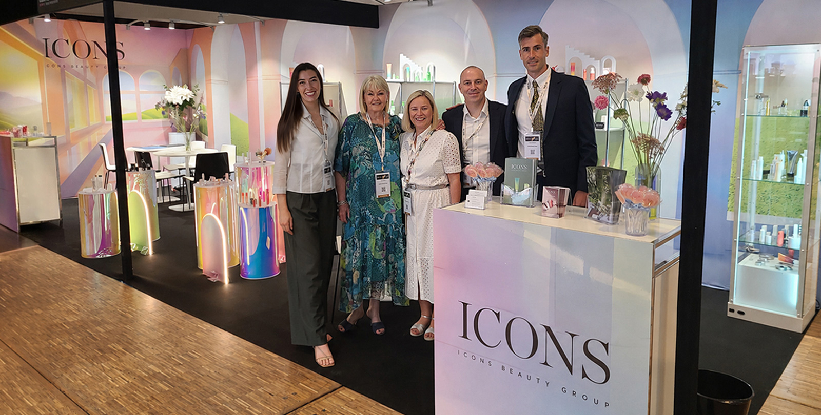 ICONS-Beauty-Group-at-MakeUp-in-Paris